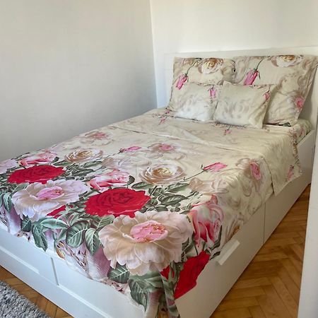 Apartment Victoria Gherla Eksteriør billede